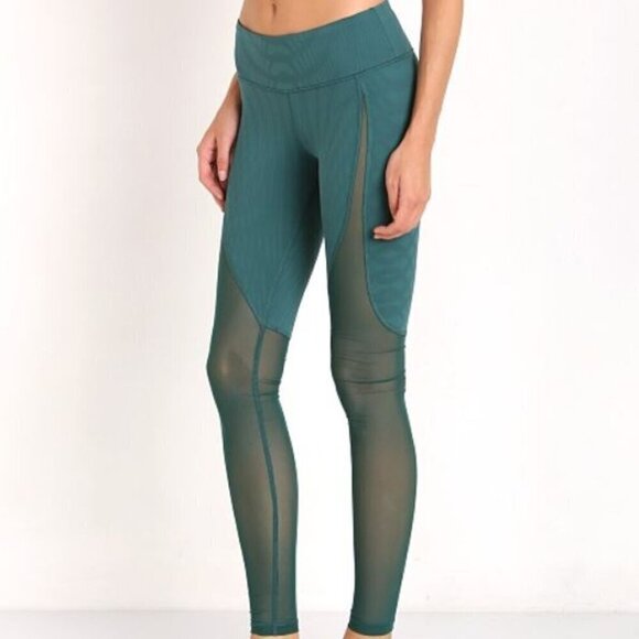 ALO (Medium) Green Mesh Motion Leggings - Picture 3 of 10